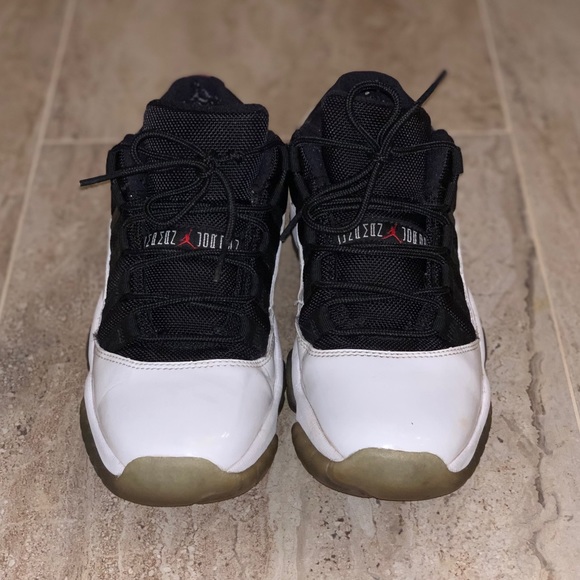 jordan 11 concord tuxedo